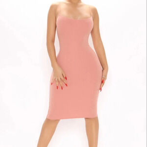 Fashion Nova double lined midi dress